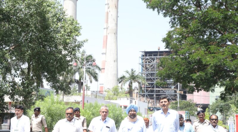 केन्द्रीय विद्युत सचिव पंकज अग्रवाल ने किया संजय गांधी ताप विद्युत गृह बिरसिंगपुर का निरीक्षण
