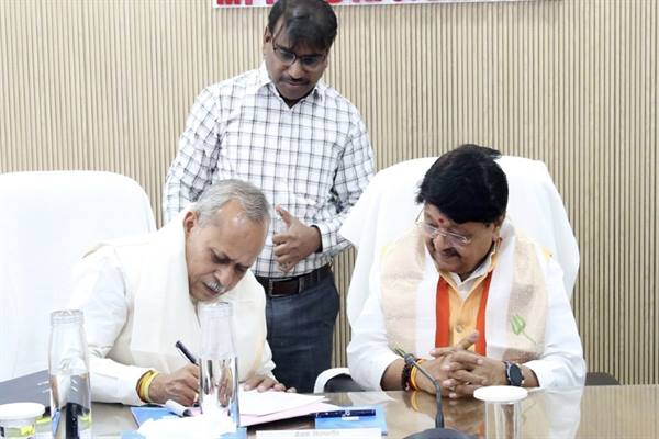 नवनियुक्त अध्यक्ष जैन ने संभाला मध्यप्रदेश गृह निर्माण एवं अधोसंरचना विकास मंडल का कार्यभार