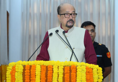 जीवन में ऐसा कार्य करें जिसमें केवल पाना नहीं, समाज को कुछ देना हो- राज्यपाल रमेन डेका जीवन में ऐसा कार्य करें जिसमें केवल पाना नहीं, समाज को कुछ देना हो- राज्यपाल रमेन डेका