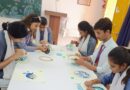 विश्व कढ़ाई दिवस पर विद्यार्थियों द्वारा सृजनात्मकता एवं हस्तकला-कौशल का प्रदर्शन विश्व कढ़ाई दिवस पर विद्यार्थियों द्वारा सृजनात्मकता एवं हस्तकला-कौशल का प्रदर्शन