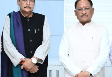 मुख्यमंत्री विष्णु देव साय से झारखंड के वित्त मंत्री राधाकृष्ण किशोर ने की सौजन्य भेंट मुख्यमंत्री विष्णु देव साय से झारखंड के वित्त मंत्री राधाकृष्ण किशोर ने की सौजन्य भेंट