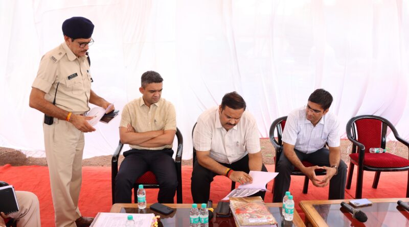स्वतंत्रता दिवस समारोह की सभी व्यवस्थाएं हों चाक – चौबंद – संभागायुक्त शर्मा स्वतंत्रता दिवस समारोह की सभी व्यवस्थाएं हों चाक – चौबंद – संभागायुक्त शर्मा