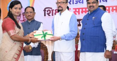 AI के युग में शिक्षक बनें विद्यार्थियों के मार्गदर्शक, तकनीक के विवेकपूर्ण उपयोग की दें सीख : राज्यपाल डेका