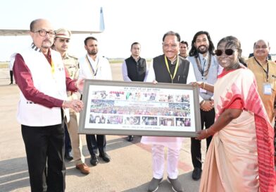 राष्ट्रपति द्रौपदी मुर्मु छत्तीसगढ़ प्रवास के पश्चात रायपुर से हुईं रवाना