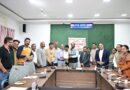 रेडक्रॉस सोसायटी में सदस्य संख्या बढ़ाने, स्वास्थ्य जागरूकता शिविर और रक्तदान-अंगदान के प्रचार-प्रसार पर दिया गया विशेष जोर