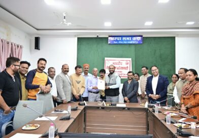रेडक्रॉस सोसायटी में सदस्य संख्या बढ़ाने, स्वास्थ्य जागरूकता शिविर और रक्तदान-अंगदान के प्रचार-प्रसार पर दिया गया विशेष जोर